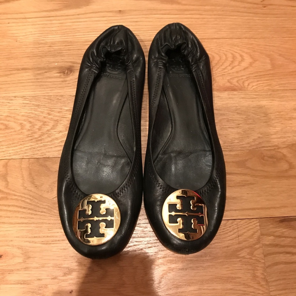 Tory Burch round toe ballet flats